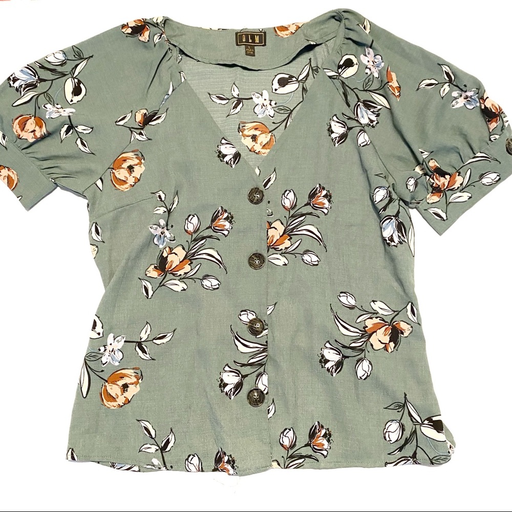 (4/$25)Cinched Back Vintage Styled Top